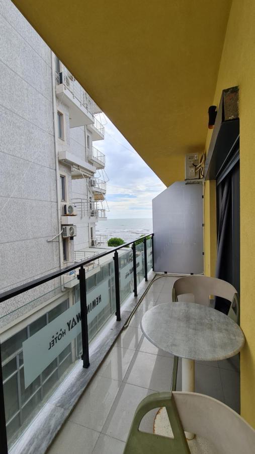 Heming-Way Hotel Durrës Exterior foto